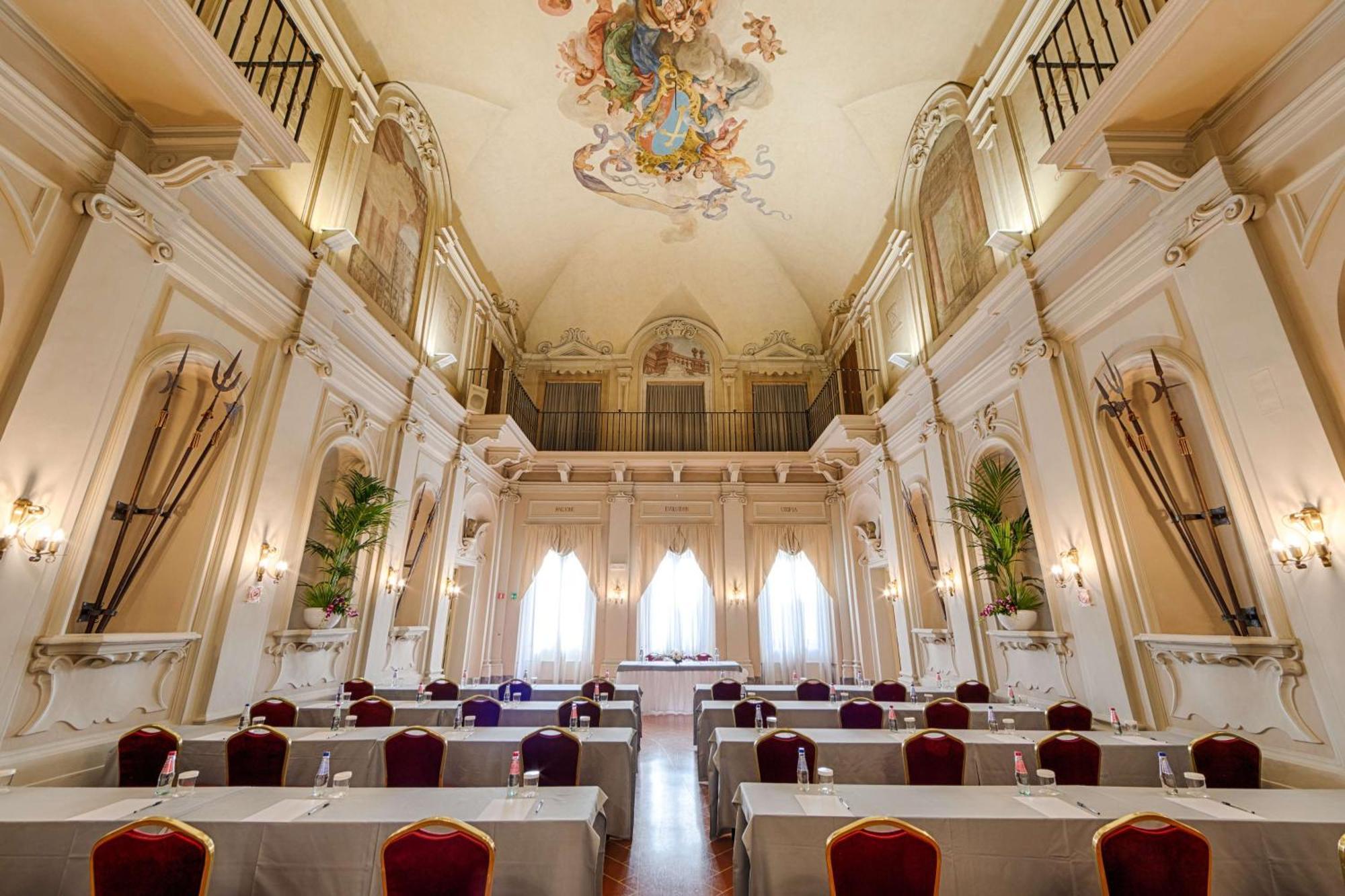 Nh 컬렉션 플로렌스 팔라조 가디 호텔 피렌체 외부 사진 The interior of the main hall